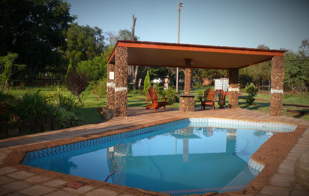 Votadini Country Cottages Magaliesburg Bagian luar foto